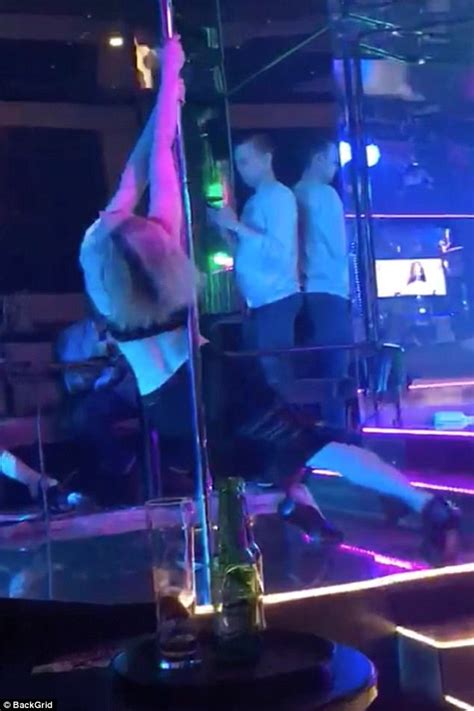 Striptease/Lapdance Massagem erótica Chaves