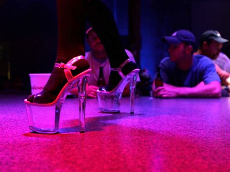 Striptease/Lapdance Prostitute Nowy Tomysl