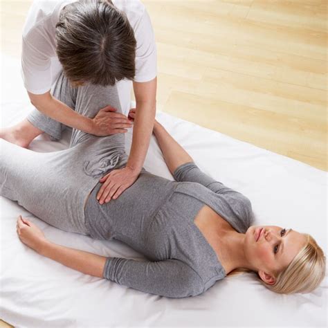 Sexual massage Szentlorinc